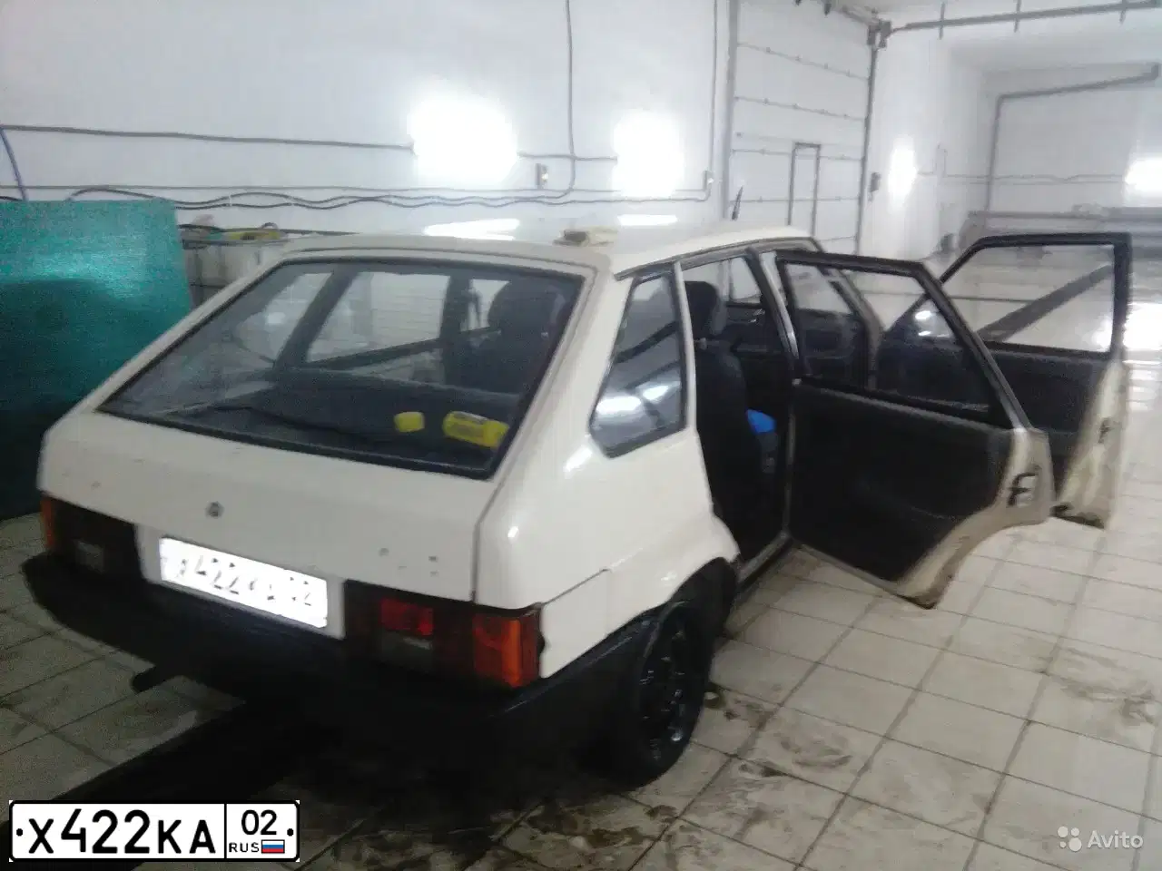 Фото автомобиля VAZ ВАЗ 21093, 1996 — госномер Х422КА02. Цвет: САФАРИ