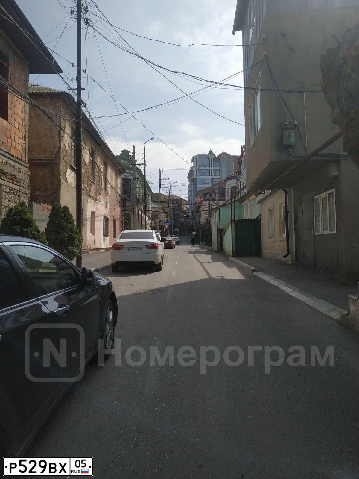 Фото автомобиля LADA VESTA, 2018 — госномер А852МН198. Цвет: Белый