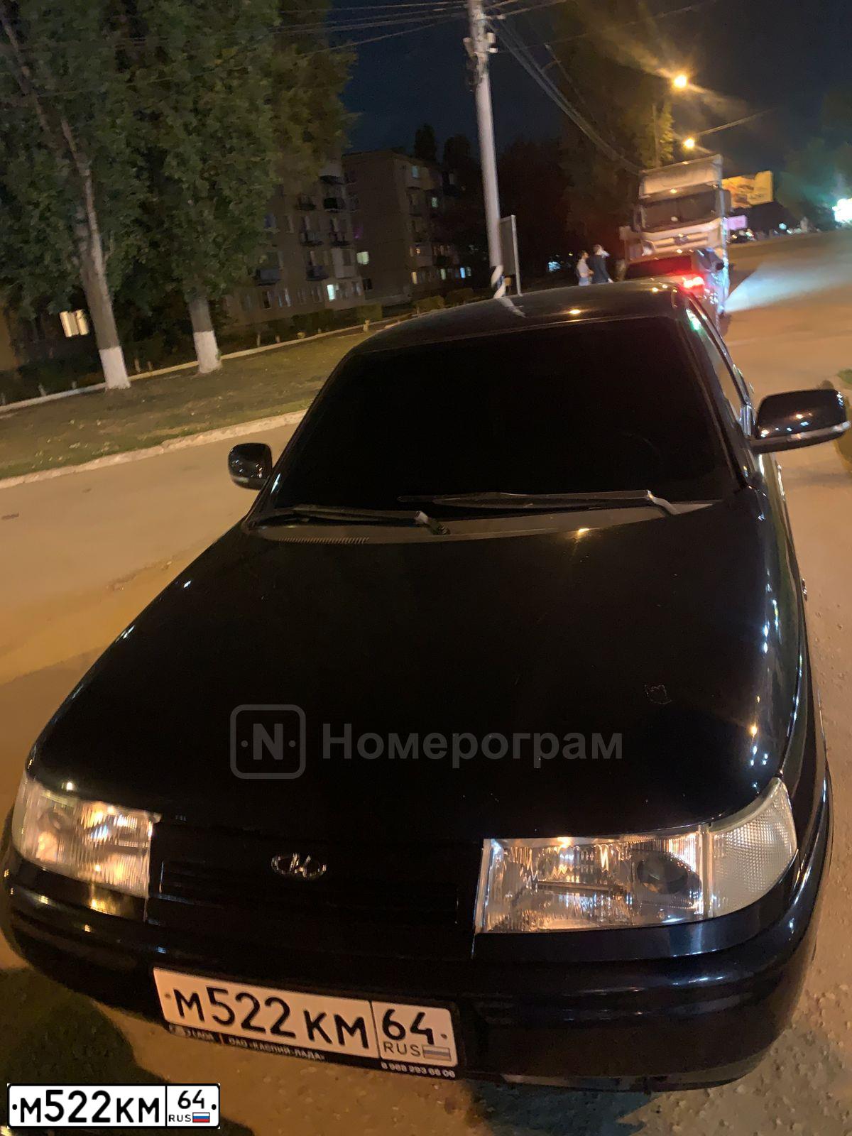 Фото автомобиля LADA 2110, 2005 — госномер М522КМ64. Цвет: ГРАФИТИВЫЙ МЕТАЛЛИК