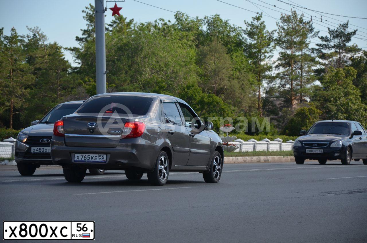 Фото автомобиля LADA 2170 PRIORA, 2011 — госномер Х800ХС56. Цвет: Сине-Черный