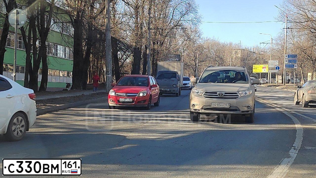 Фото автомобиля DAF XF 95 FT /4X2/, 2013 — госномер С330ВМ161. Цвет: ЗЕЛЕНЫЙ
