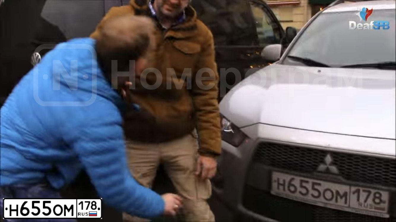 Фото автомобиля MITSUBISHI OUTLANDER, 2010 — госномер Н655ОМ178. Цвет: серебристый