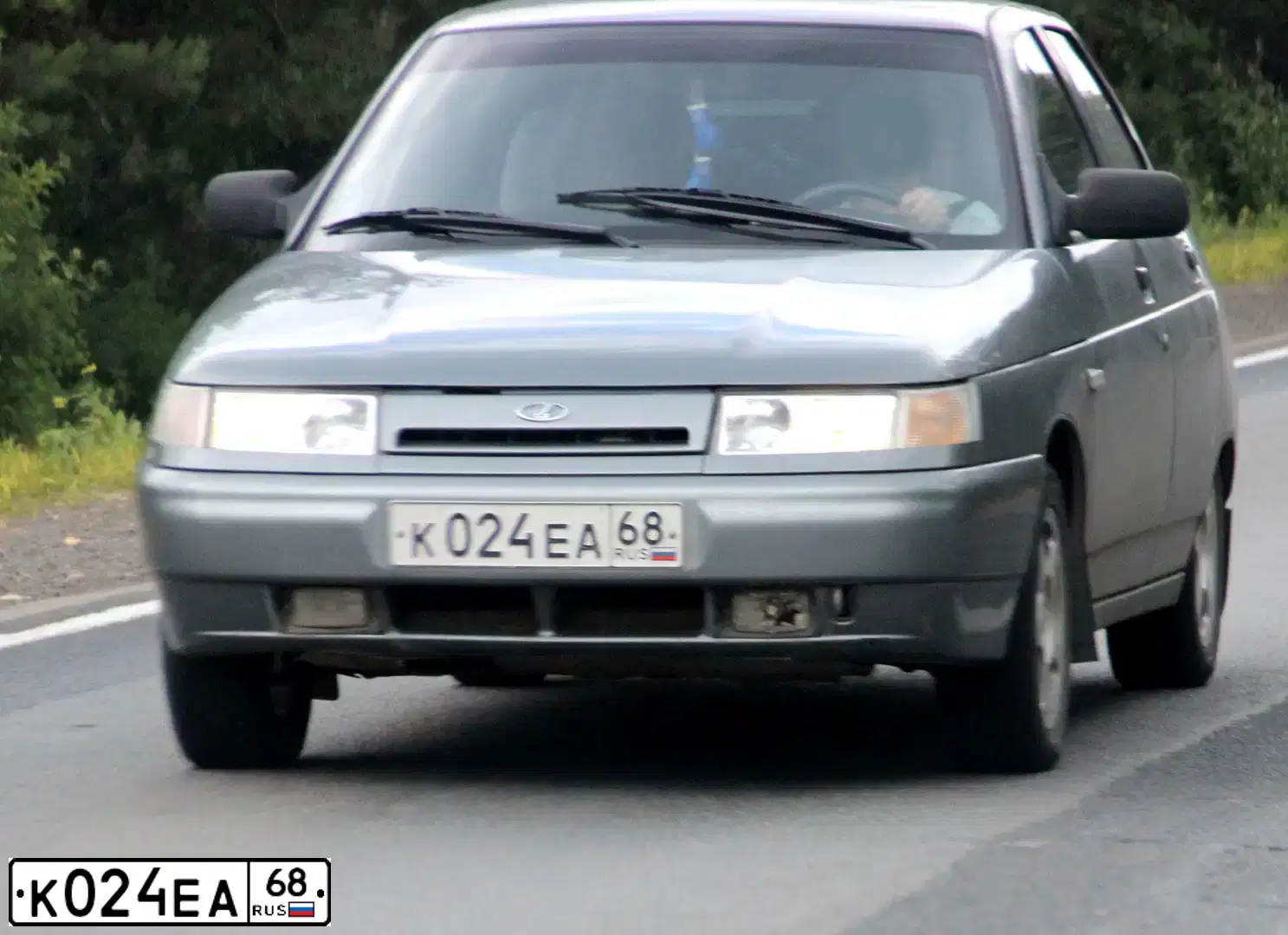 Фото автомобиля LADA 2112, 2007 — госномер К024ЕА68. Цвет: СРЕДНИЙ СЕРО-ЗЕЛЕНЫЙ МЕТАЛЛИК