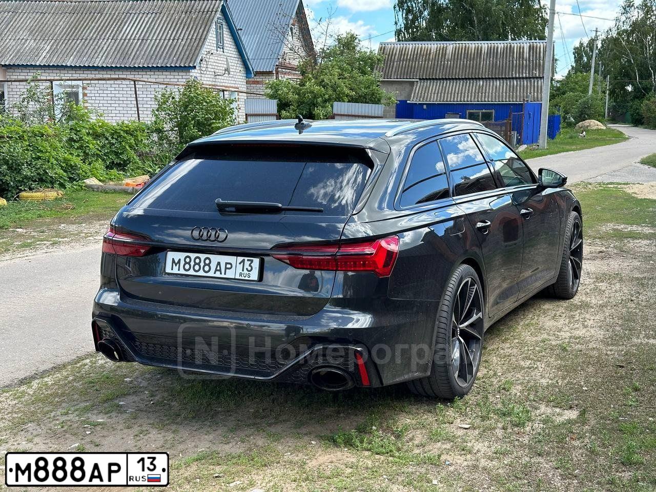 Фото автомобиля VOLKSWAGEN POLO, 2008 — госномер М888АР13. Цвет: СВЕТЛО-СИНИЙ