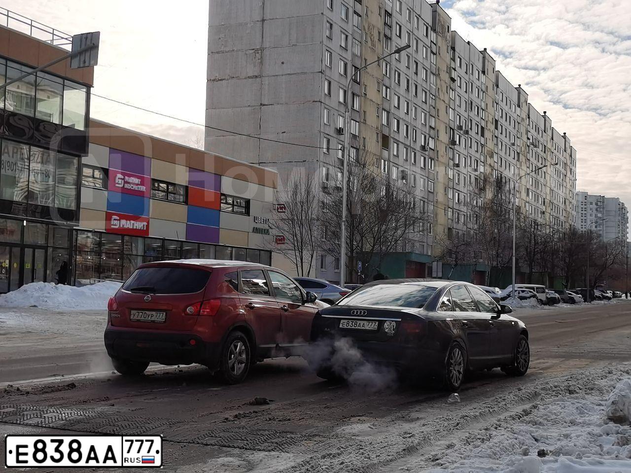 Фото автомобиля AUDI A6, 2005 — госномер Е838АА777. Цвет: ЧЕРНЫЙ