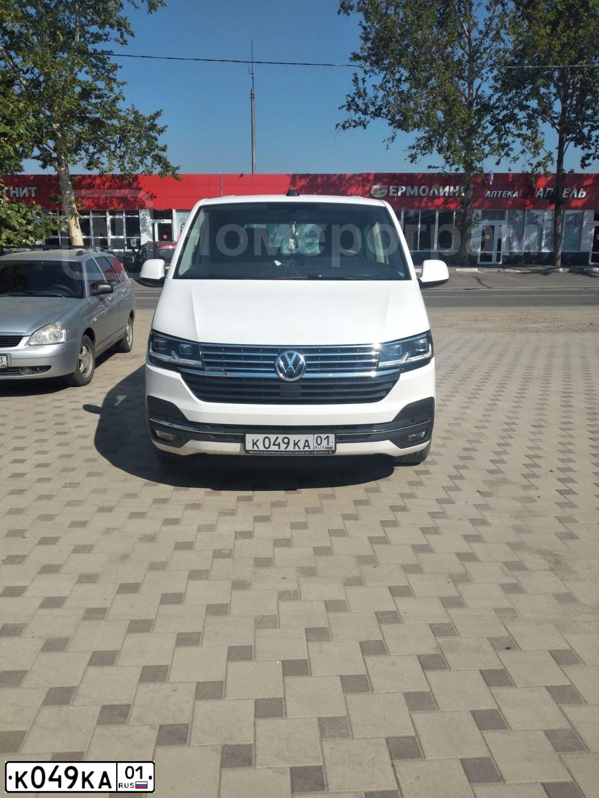Фото автомобиля VOLKSWAGEN CADDY, 2018 — госномер К635ЕН761. Цвет: Белый