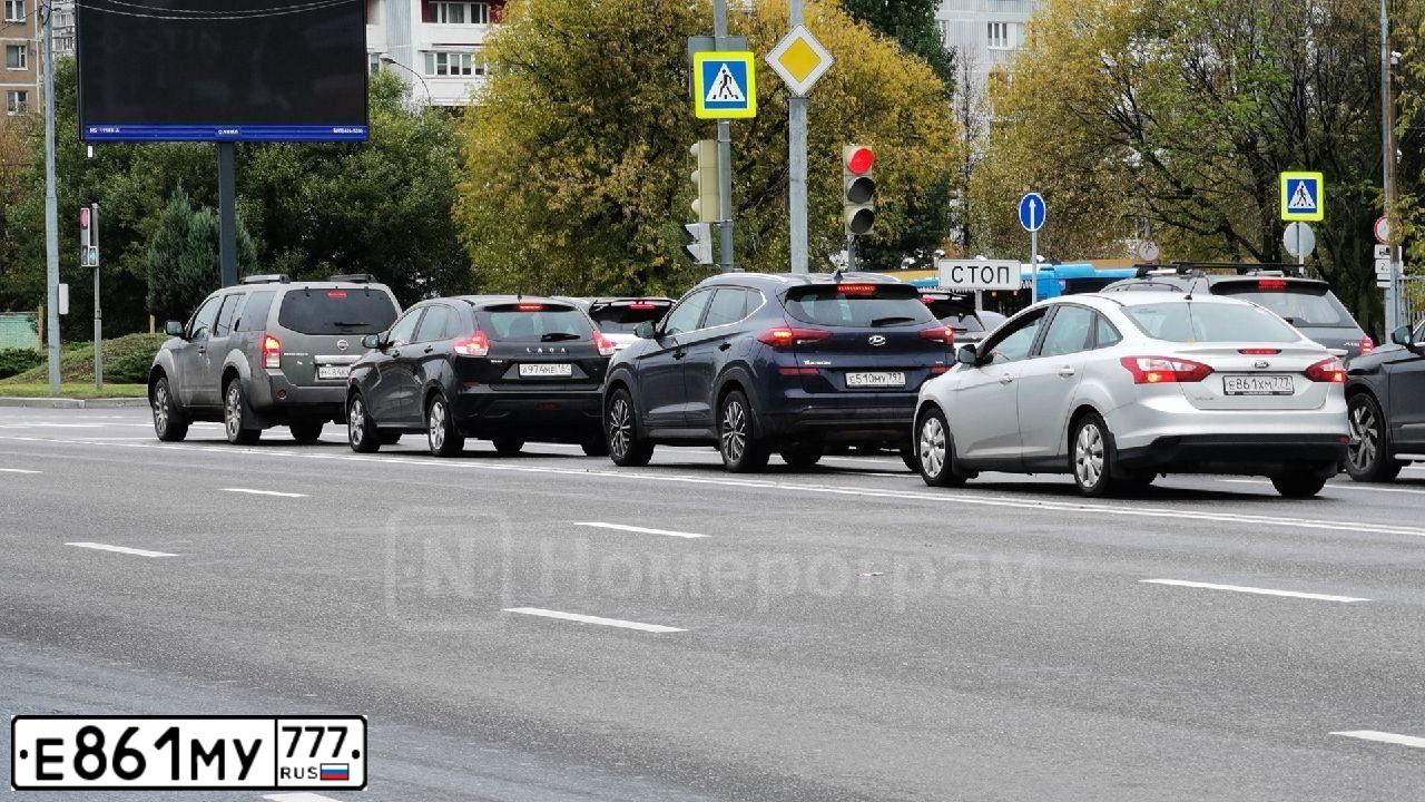 Фото автомобиля VOLKSWAGEN POLO, 2014 — госномер В363КЕ06. Цвет: Белый