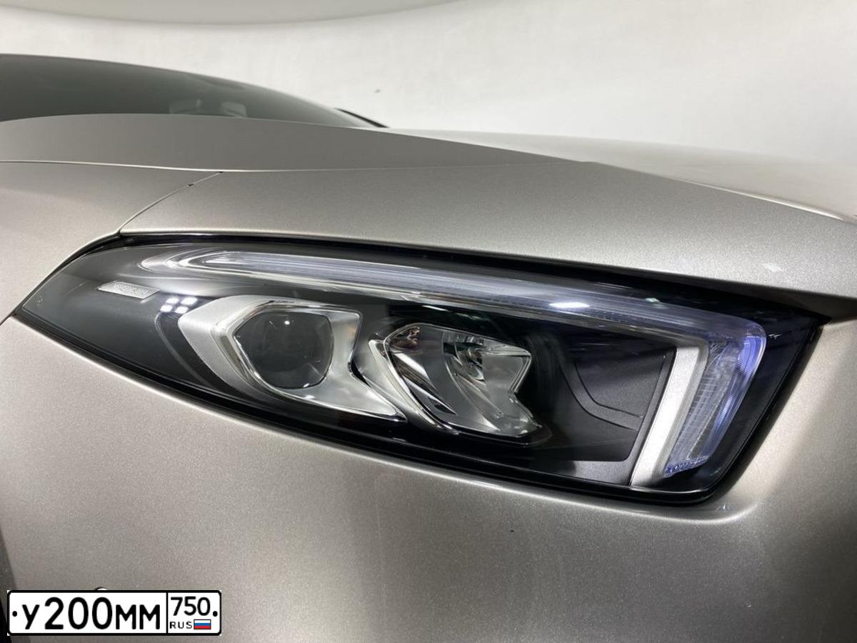 Фото автомобиля SKODA OCTAVIA, 2017 — госномер А798СО750. Цвет: БЕЛЫЙ ЖЕЛТЫЙ СЕРЫЙ