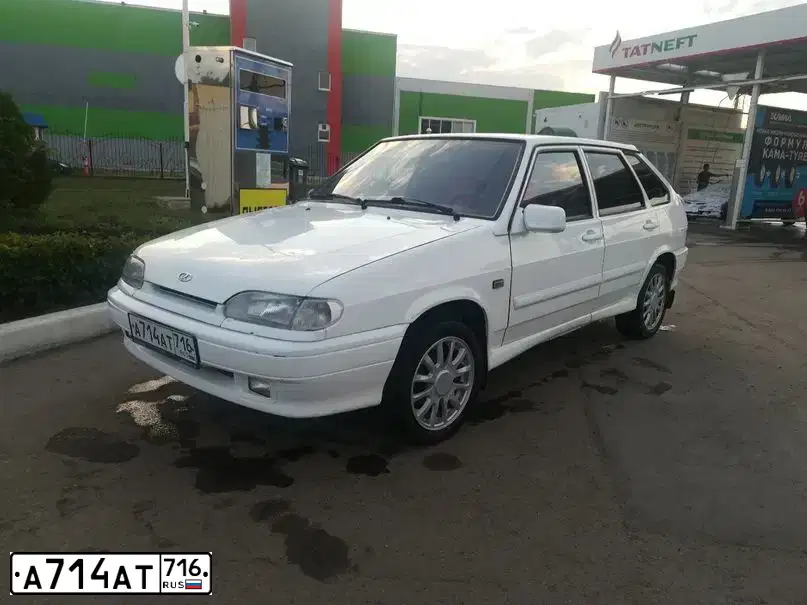 Фото автомобиля LADA 2114 SAMARA, 2011 — госномер А714АТ716. Цвет: Белый