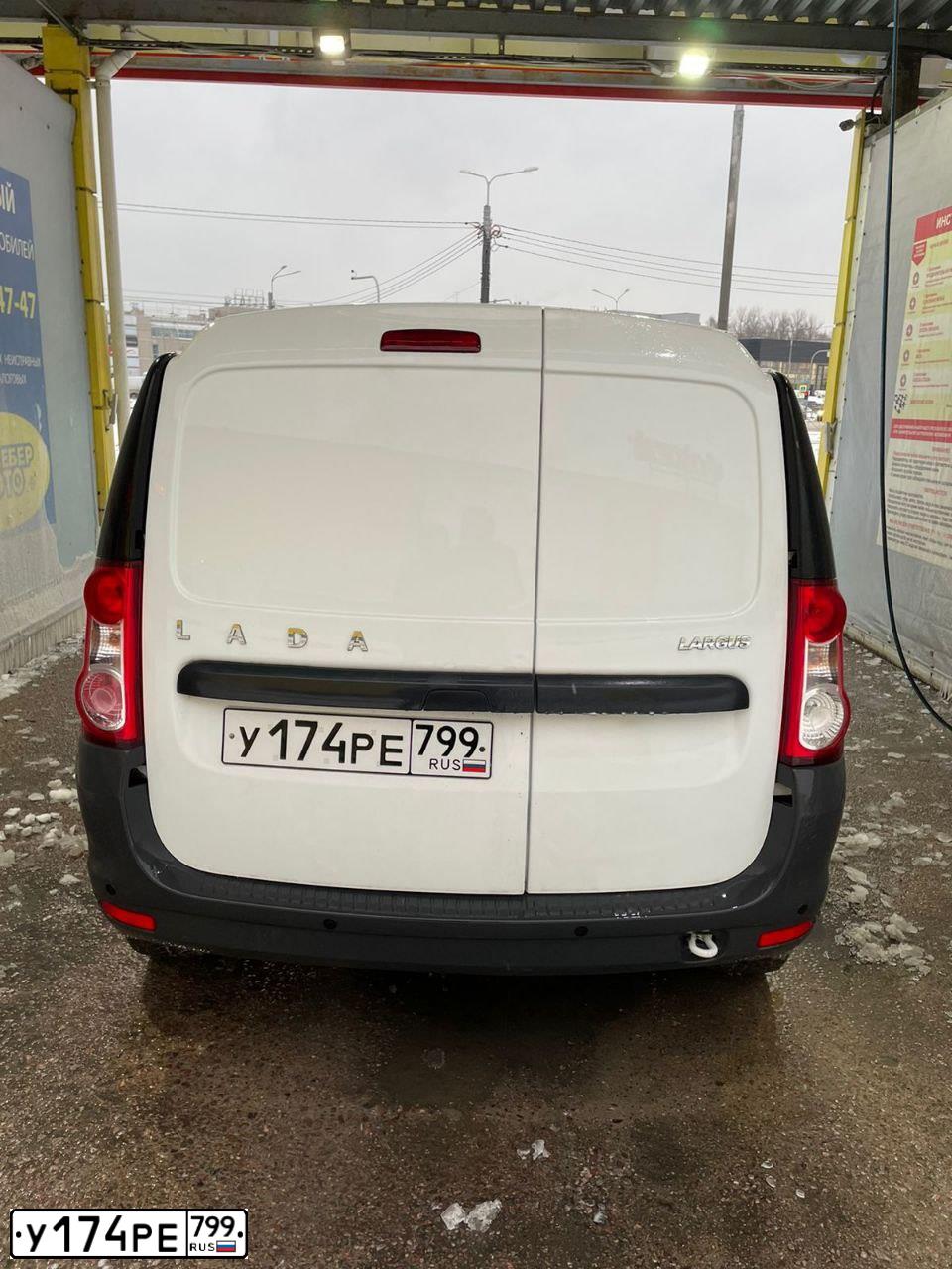 Фото автомобиля LADA LARGUS FURGON, 2019 — госномер Р047СС186. Цвет: Белый