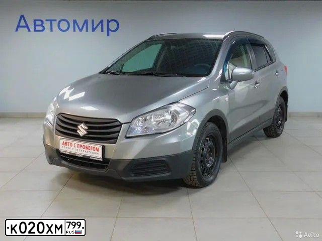 Фото автомобиля SUZUKI SX 4, 2014 — госномер К020ХМ799. Цвет: Серый