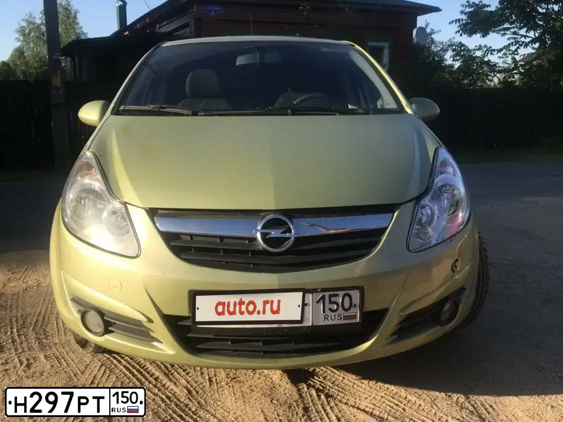 Фото автомобиля OPEL CORSA, 2007 — госномер Е503ВВ790. Цвет: ЗЕЛЕНЫЙ СВЕТЛЫЙ