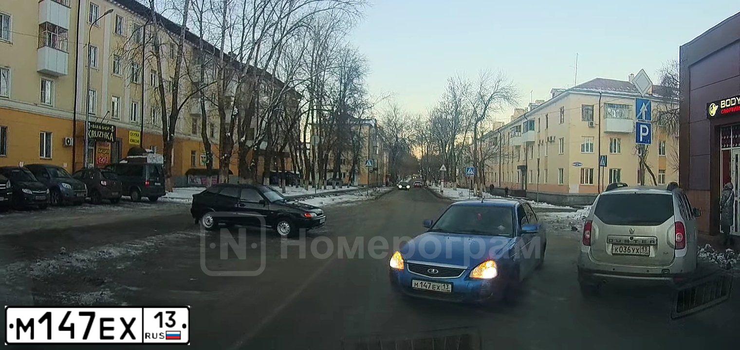 Фото автомобиля LADA 2170 PRIORA, 2017 — госномер В939УТ69. Цвет: ЯРКО-СИНИЙ