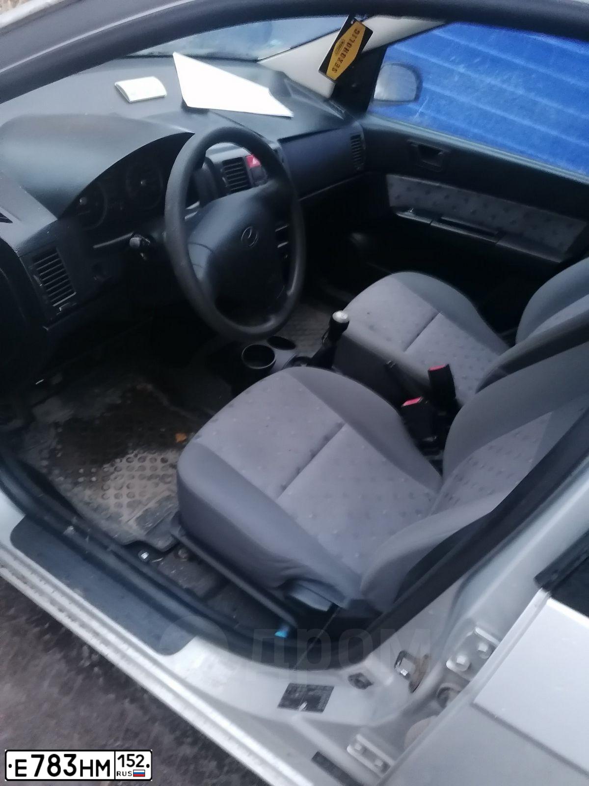 Фото автомобиля HYUNDAI GETZ, 2004 — госномер Е783НМ152. Цвет: СЕРЕБРИСТЫЙ