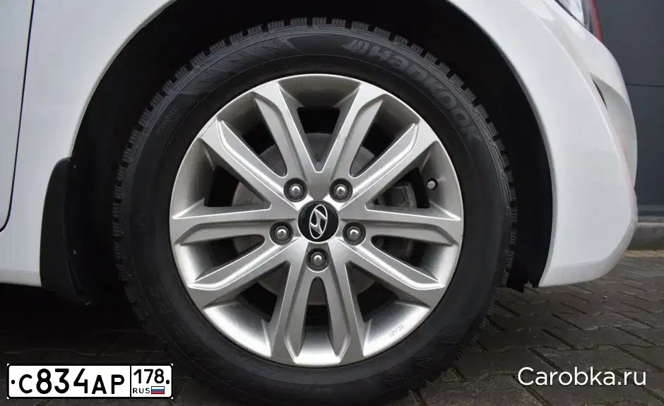 Фото автомобиля HYUNDAI ELANTRA, 2014 — госномер С710СР39