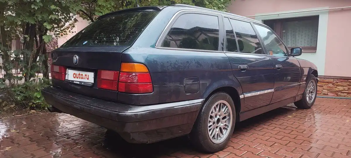 Фото автомобиля BMW 520, 1994 — госномер К214ММ147. Цвет: ЗЕЛЕНЫЙ