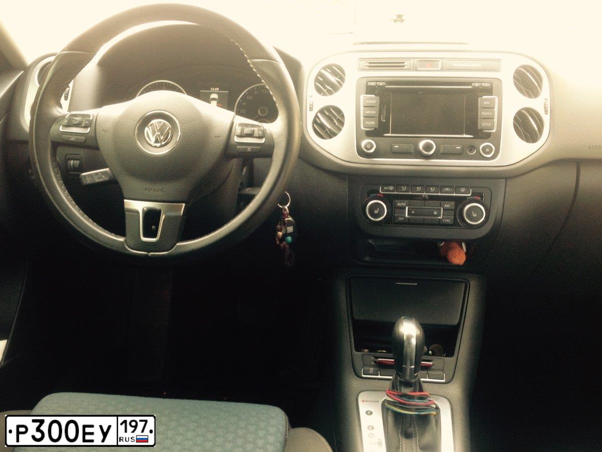Фото автомобиля MITSUBISHI LANCER, 2007 — госномер Т826ТЕ750. Цвет: СЕРЕБРИСТЫЙ