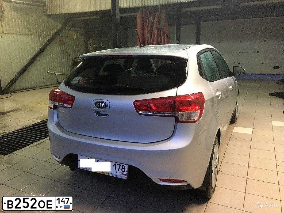 Фото автомобиля KIA CERATO, 2020 — госномер В252ОЕ147. Цвет: СИНИЙ