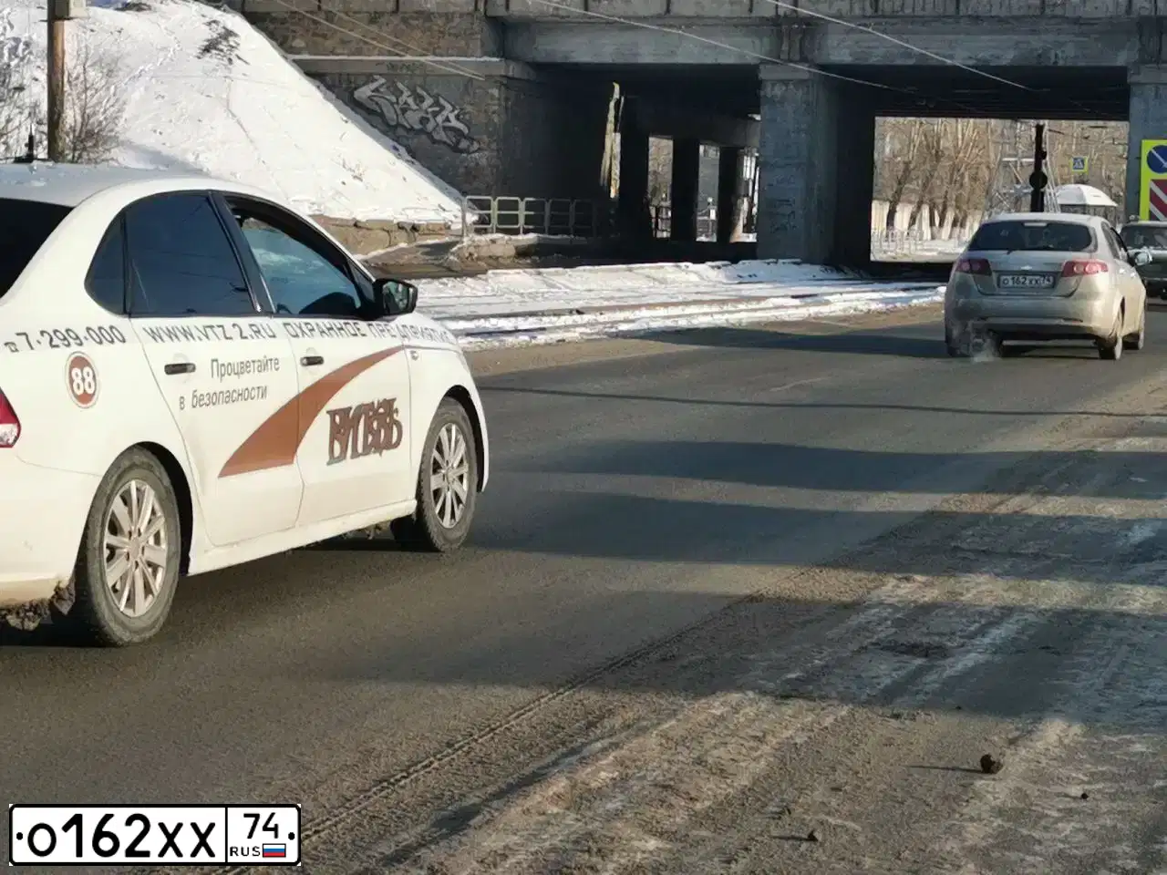 Фото автомобиля CHEVROLET T LACETTI, 2006 — госномер О162ХХ74. Цвет: Серебристый