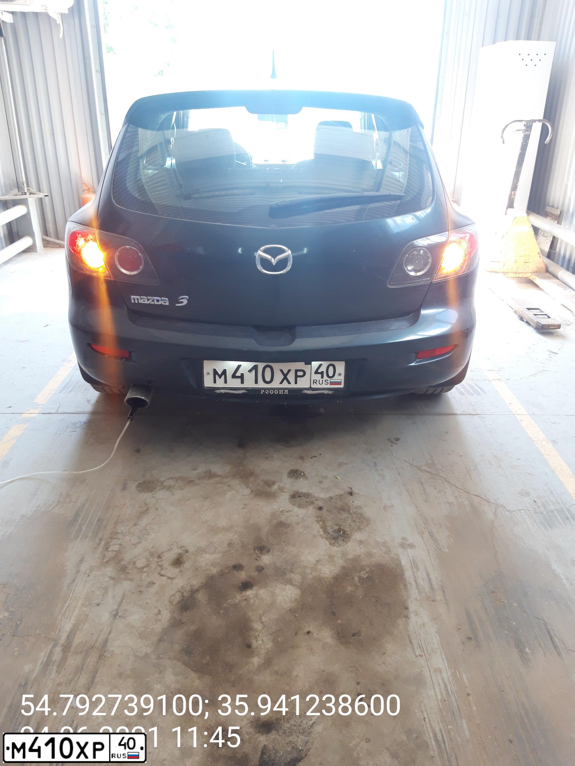 Фото автомобиля MAZDA 3, 2005 — госномер М410ХР40. Цвет: ЗЕЛЕНЫЙ