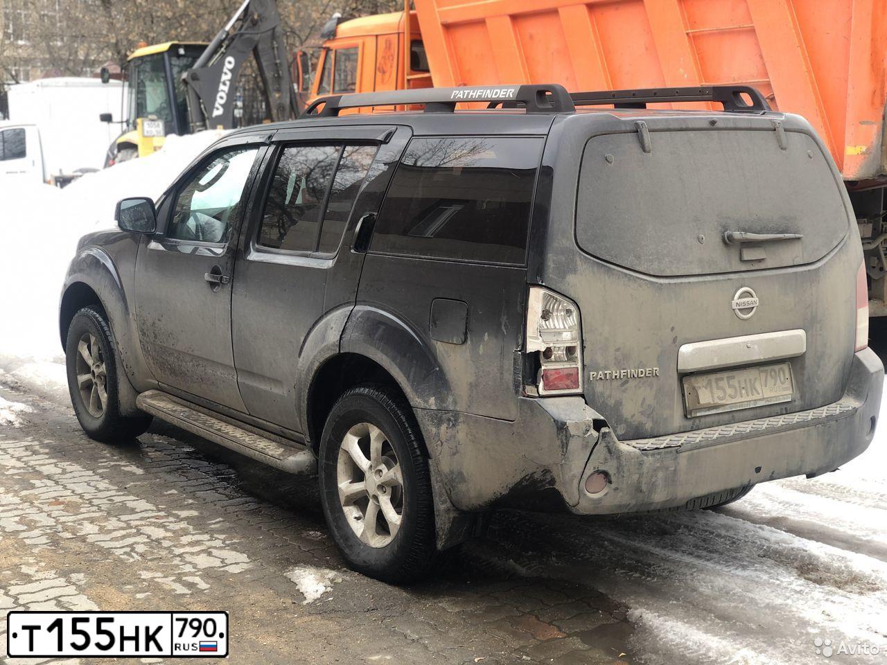 Фото автомобиля NISSAN PATHFINDER, 2008 — госномер О580МВ178. Цвет: ЧЕРНЫЙ