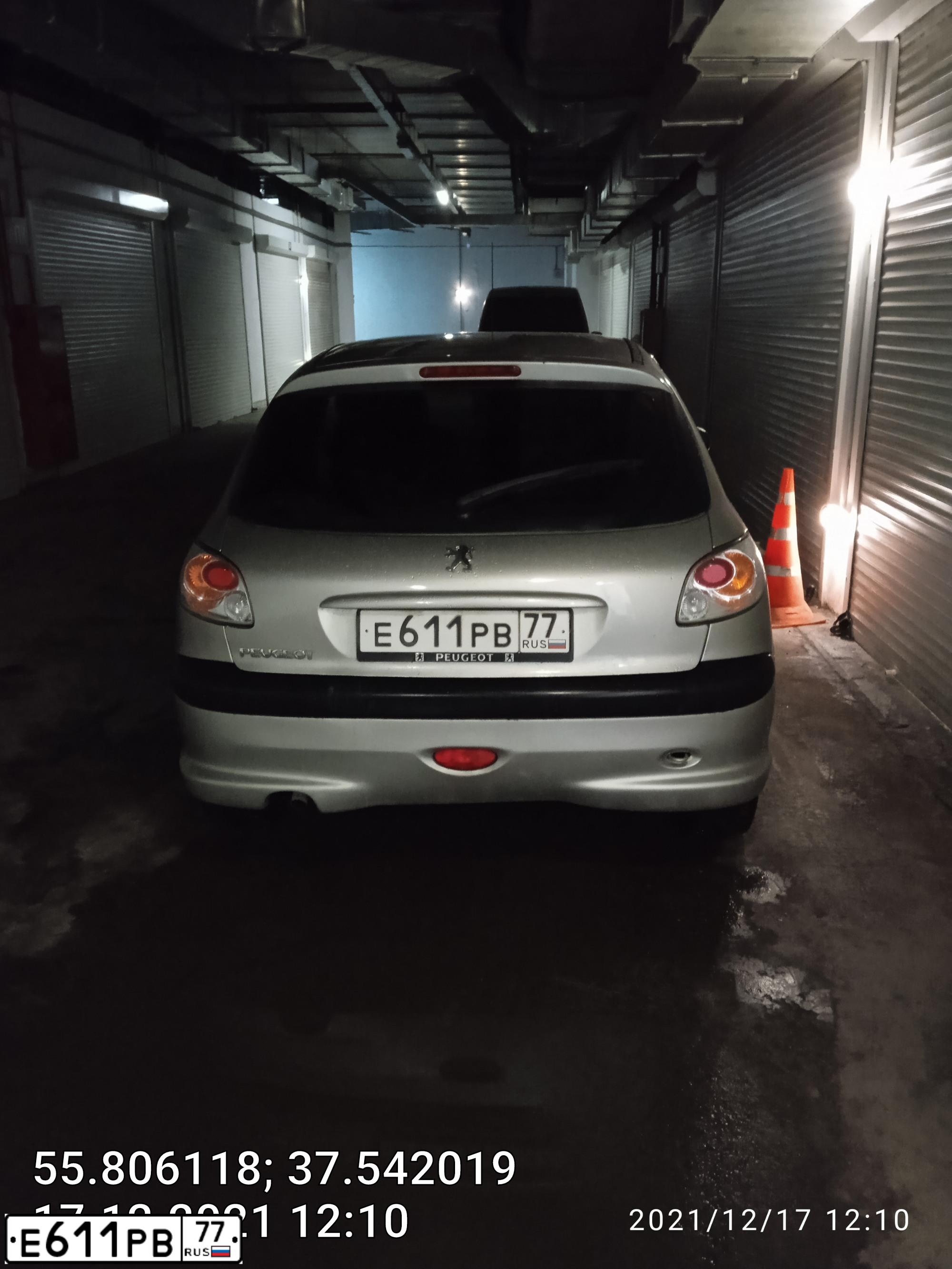 Фото автомобиля LADA 2106, 1998 — госномер Т583ОА71. Цвет: ЗЕЛЕНЫЙ