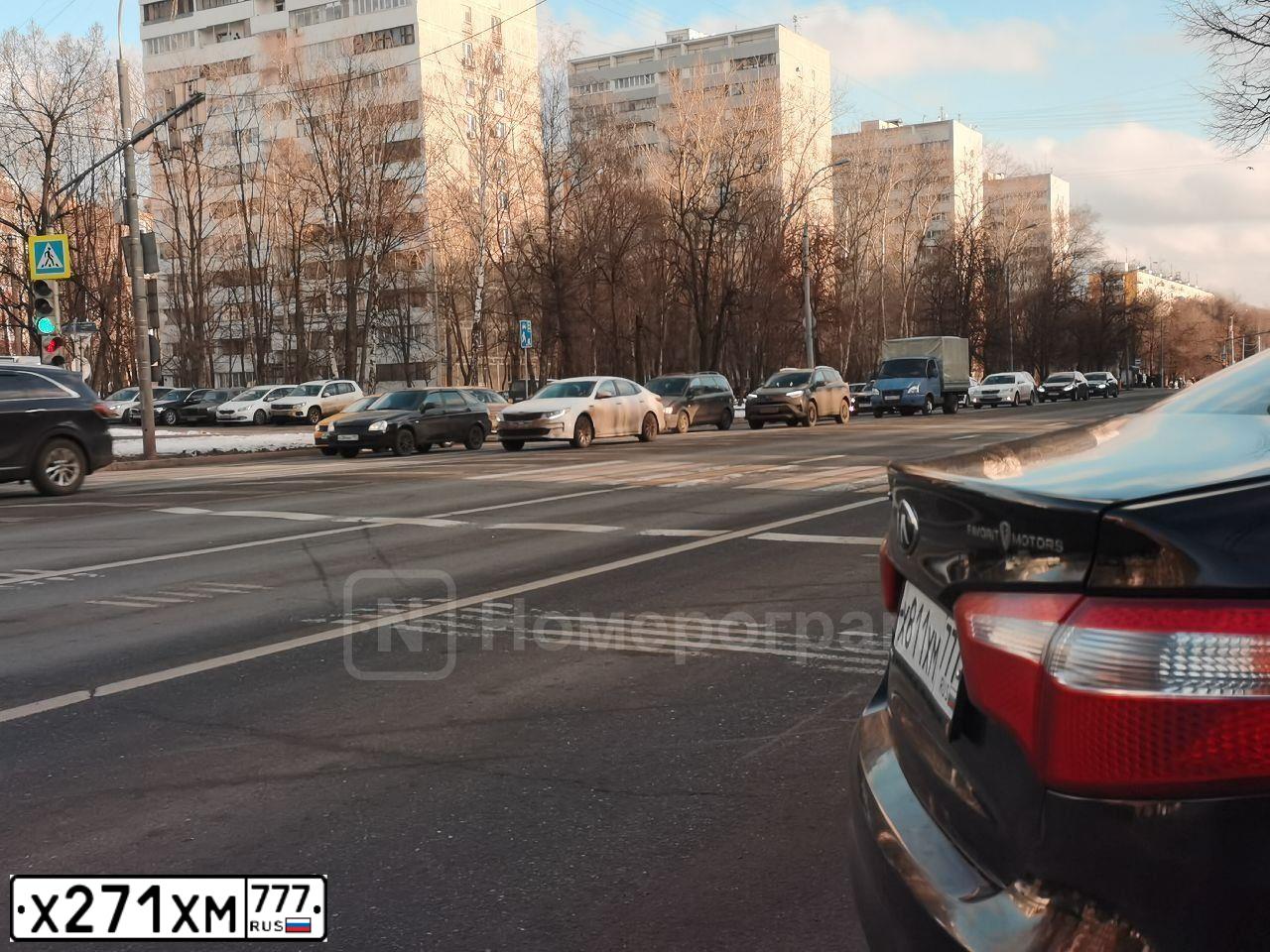 Фото автомобиля BMW 320I, 2017 — госномер М810УН69