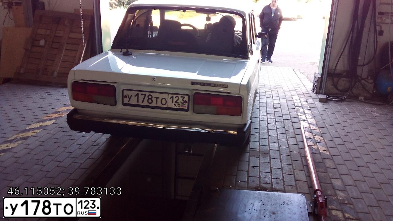 Фото автомобиля LADA 2107, 2011 — госномер У178ТО123. Цвет: Белый