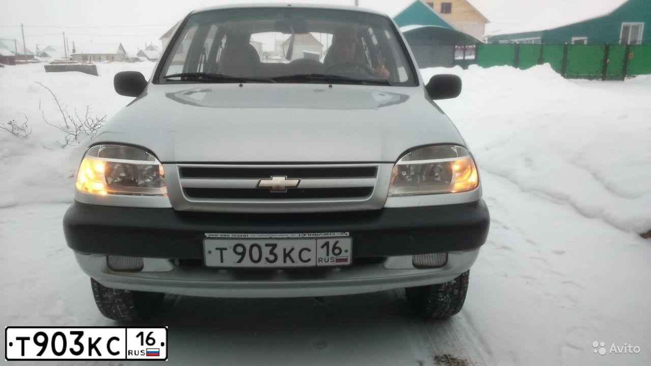 Фото автомобиля CHEVROLET NIVA, 2004 — госномер М747УС702