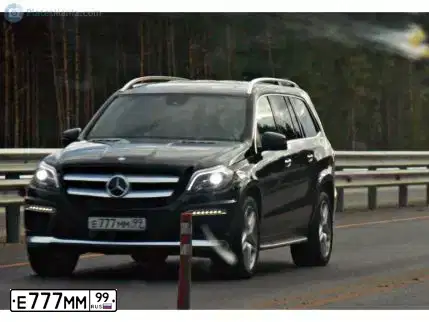 Фото автомобиля MERCEDES GL-KLASSE, 2012 — госномер Е777ММ99. Цвет: ЧЕРНЫЙ