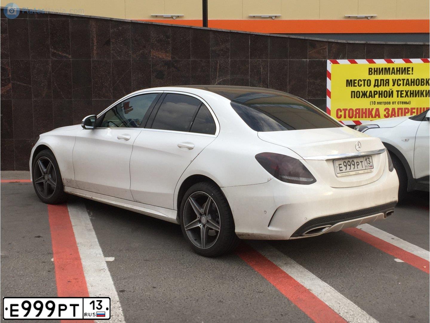 Фото автомобиля MERCEDES-BENZ C200, 2016 — госномер В041НТ702. Цвет: Белый