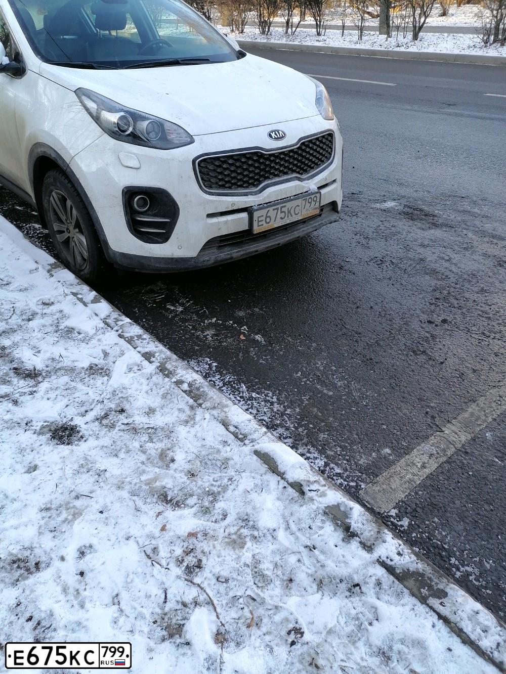 Фото автомобиля KIA SPORTAGE, 2018 — госномер Е675КС799. Цвет: БЕЛЫЙ