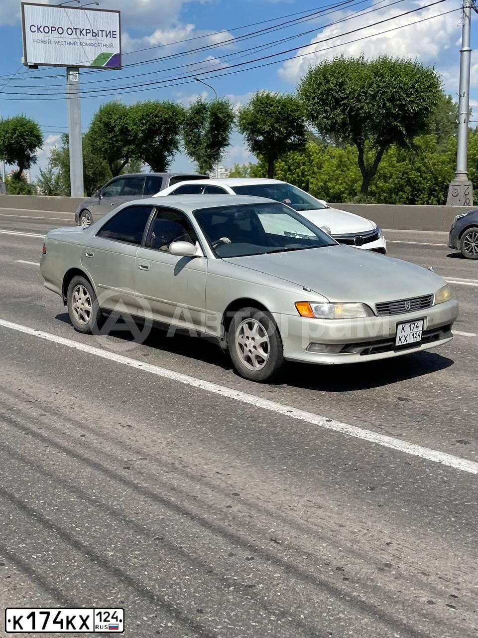 Фото автомобиля TOYOTA MARK II, 1995 — госномер К174КХ124