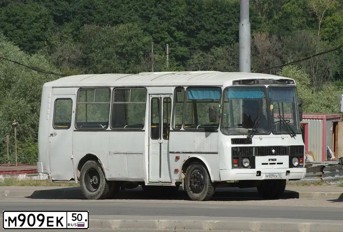 Фото автомобиля PAZ Z 3205, 2004 — госномер М894НО97. Цвет: Белый