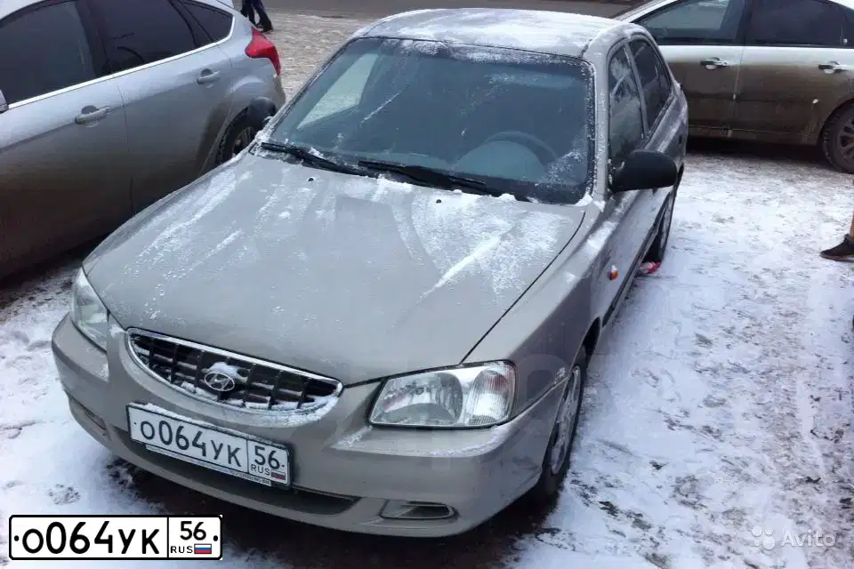Фото автомобиля TAGAZ ACCENT, 2008 — госномер О064УК56. Цвет: СВЕТЛО-БЕЖЕВЫЙ