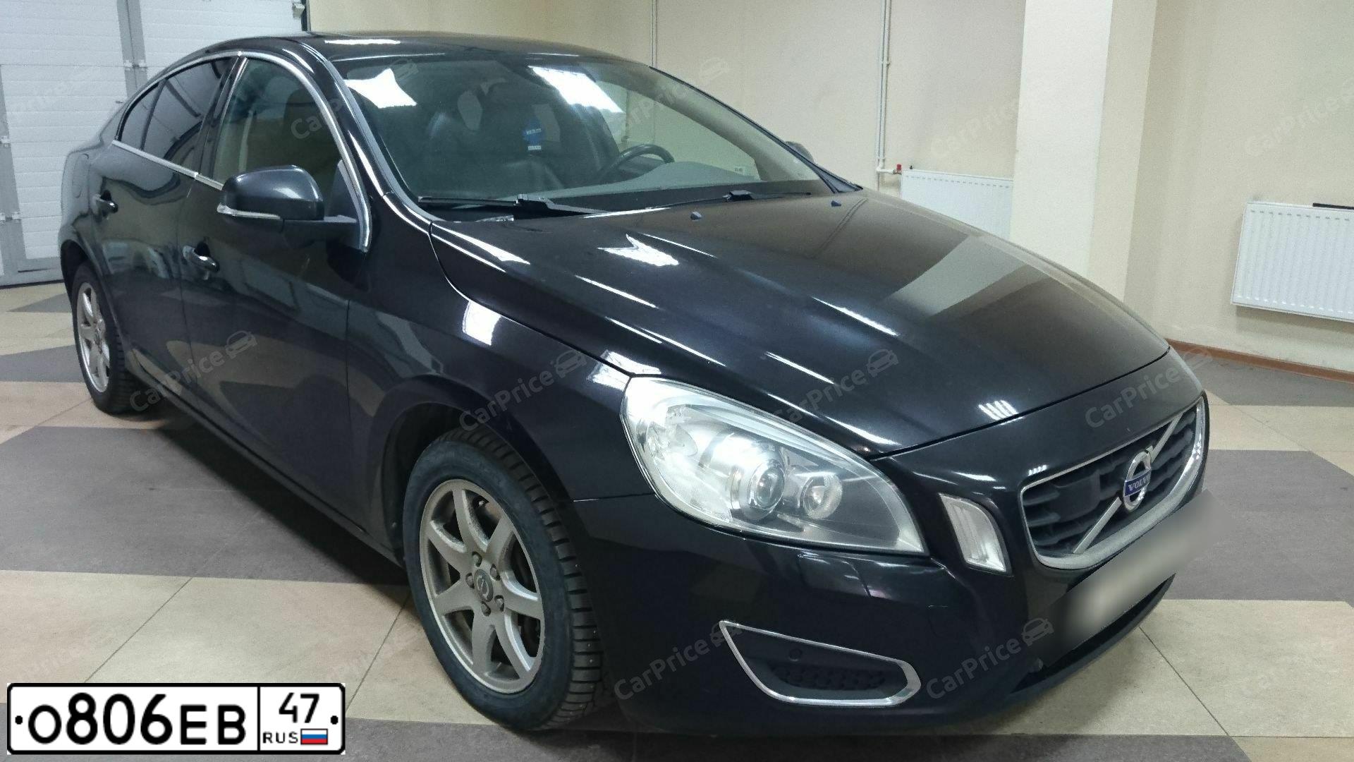 Фото автомобиля VOLVO S60, 2010 — госномер Е553НР51. Цвет: ЧЕРНЫЙ