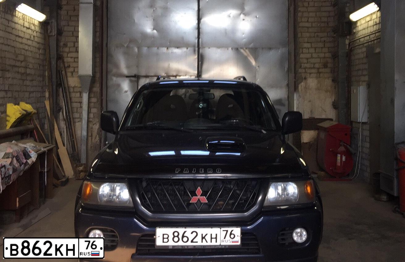 Фото автомобиля MITSUBISHI PAJERO SPORT, 2003 — госномер В862КН76. Цвет: СИНИЙ