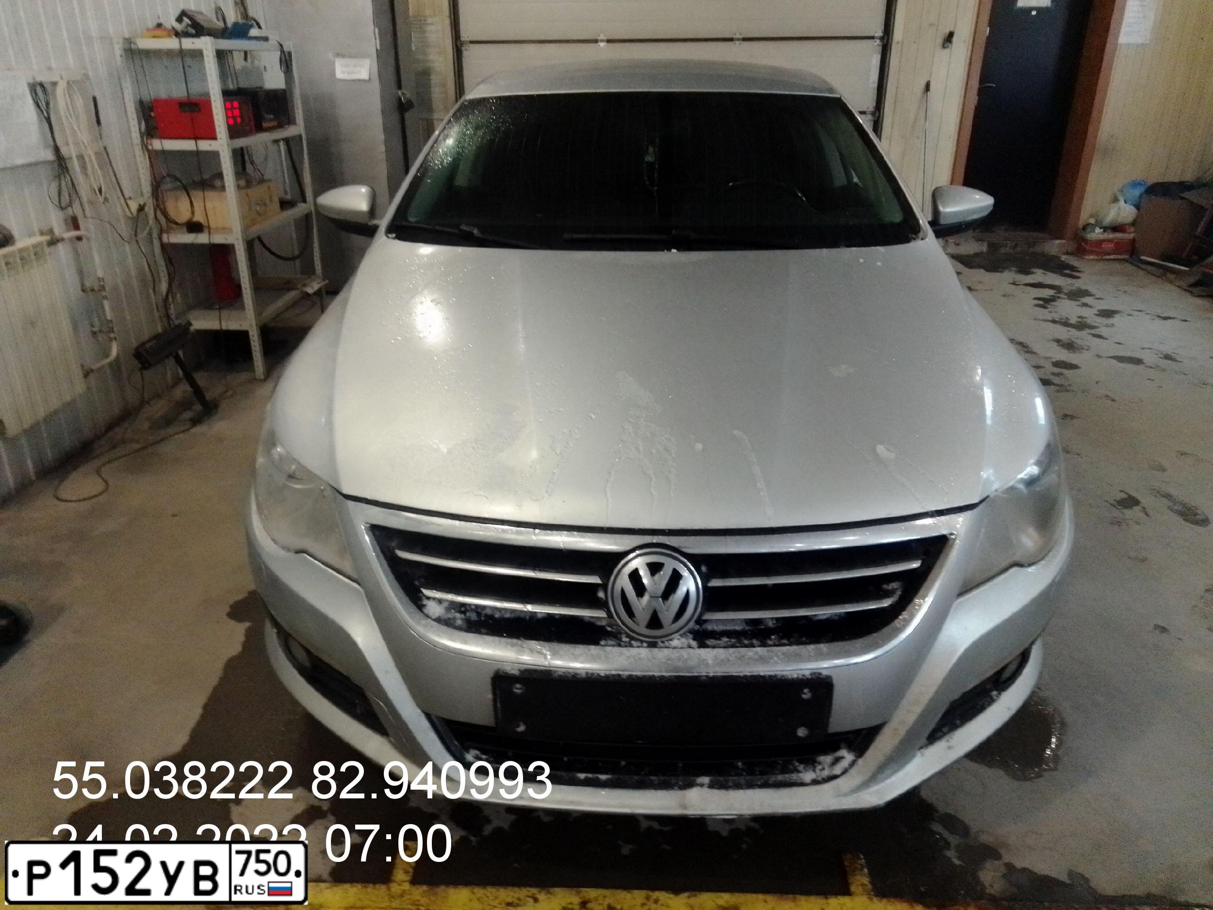 Фото автомобиля VOLKSWAGEN PASSAT, 2010 — госномер С802СК196. Цвет: СЕРЕБРИСТЫЙ