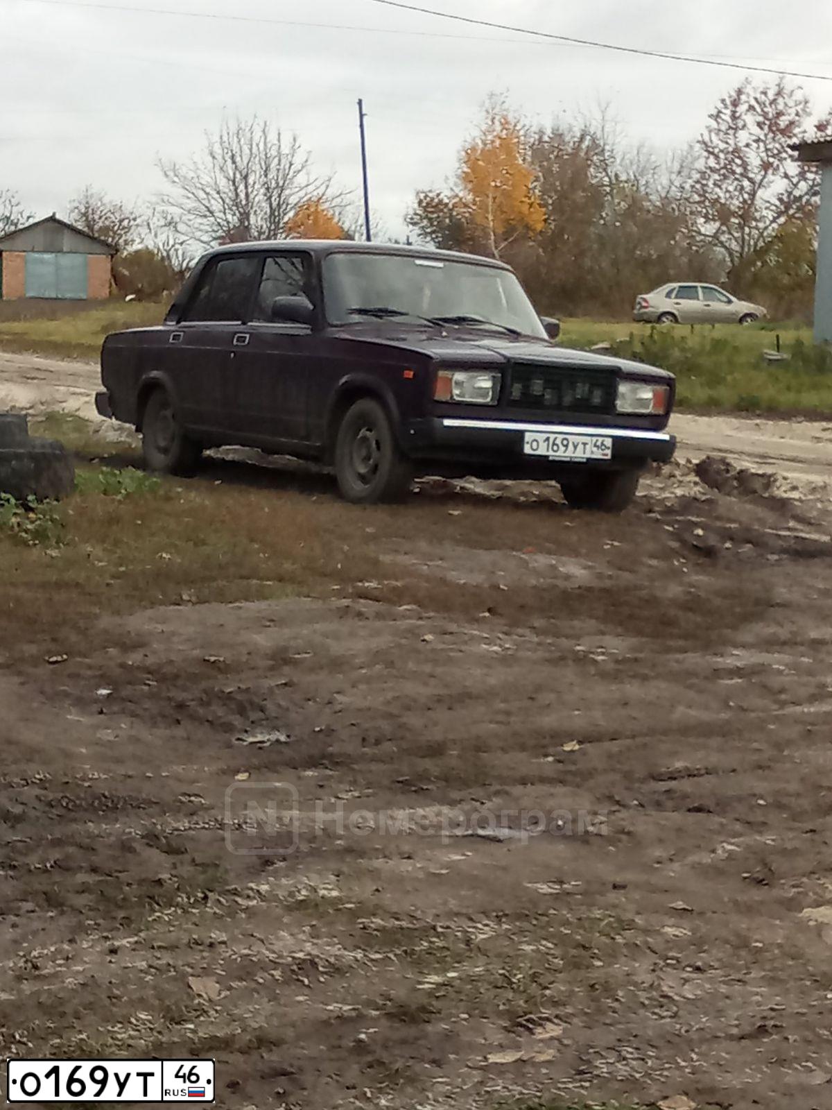 Фото автомобиля LADA 2107, 2000 — госномер О169УТ46. Цвет: ФИОЛЕТОВЫЙ