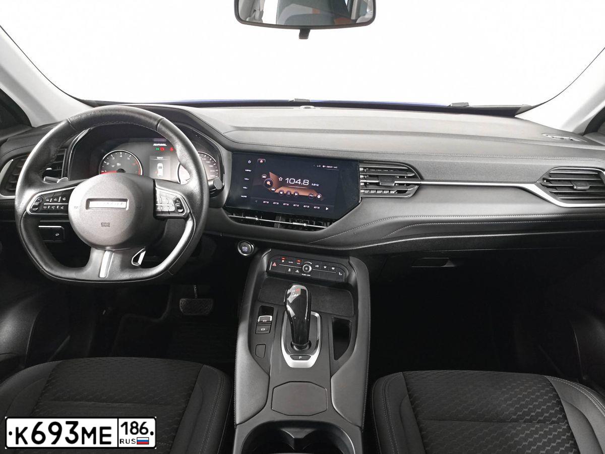 Фото автомобиля HAVAL F7, 2020 — госномер М174ТТ763. Цвет: синий