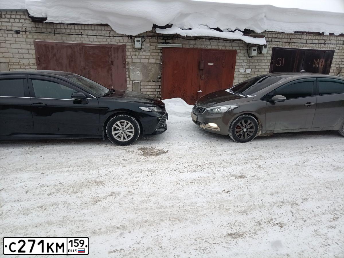 Фото автомобиля KIA CERATO, 2015 — госномер Е868ХК159. Цвет: БЕЖЕВЫЙ