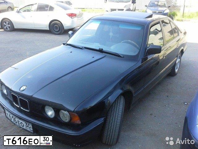 Фото автомобиля BMW 520, 1992 — госномер Е154ТУ95. Цвет: ЧЕРНЫЙ