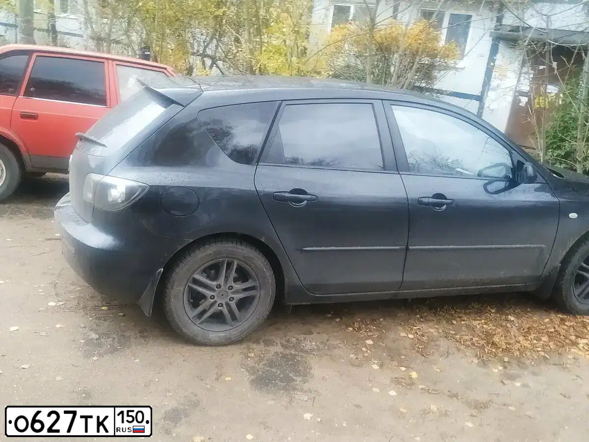 Фото автомобиля MAZDA 3, 2008 — госномер Н384ЕА977. Цвет: ЧЕРНЫЙ