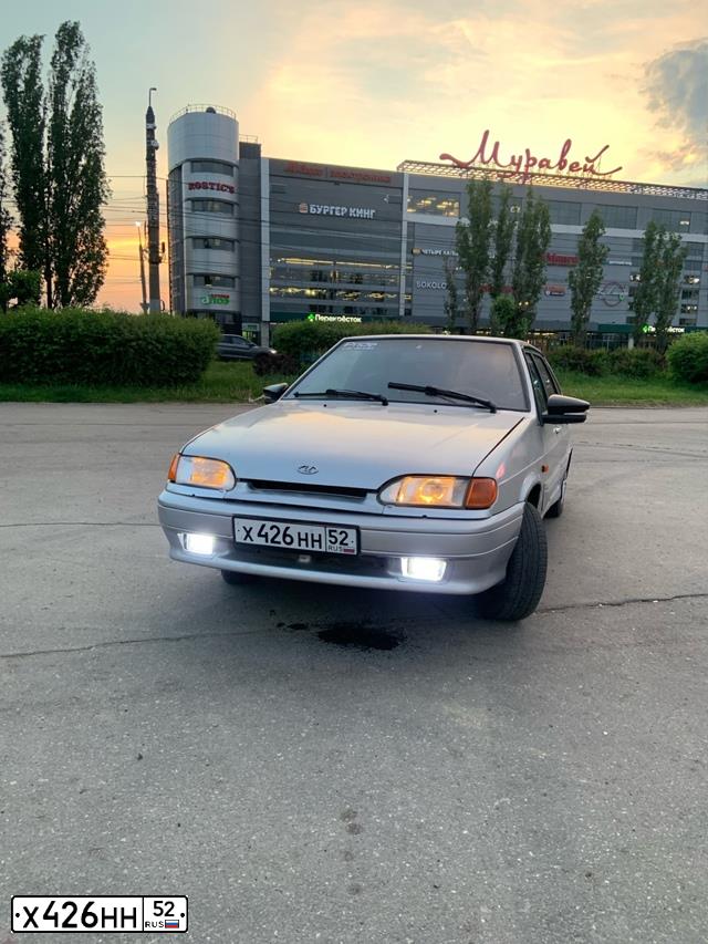 Фото автомобиля LADA 2114 SAMARA, 2006 — госномер Х426НН52. Цвет: СВЕТЛО-СЕРЫЙ