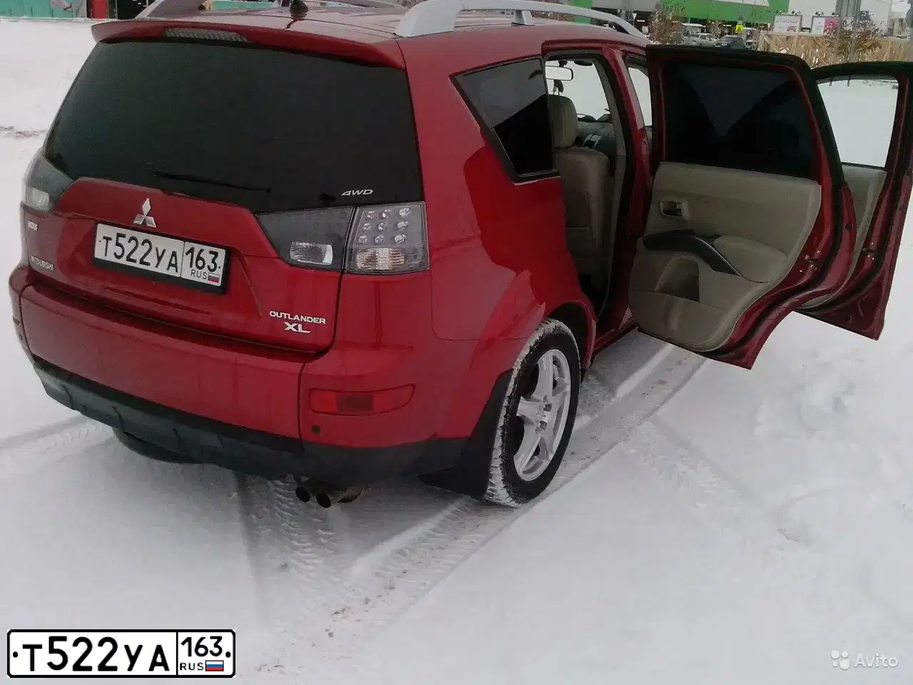 Фото автомобиля MITSUBISHI OUTLANDER, 2008 — госномер А469ВТ122. Цвет: Красный