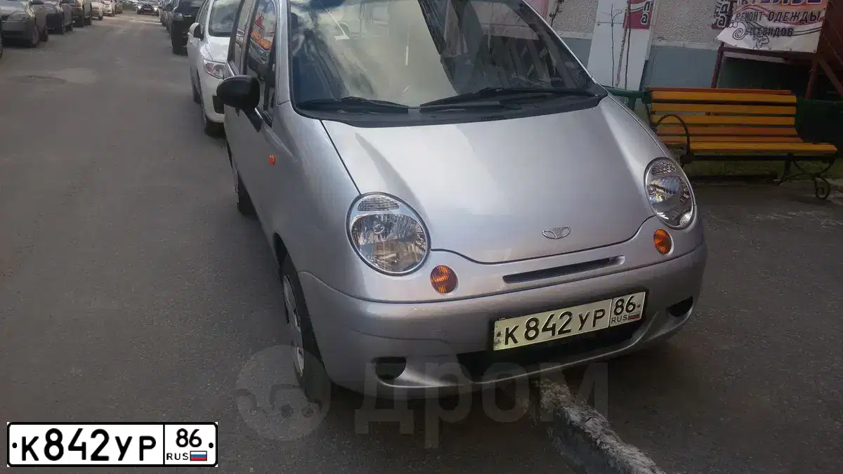 Фото автомобиля DAEWOO MATIZ, 2012 — госномер К842УР86. Цвет: перламутрово-серебр.