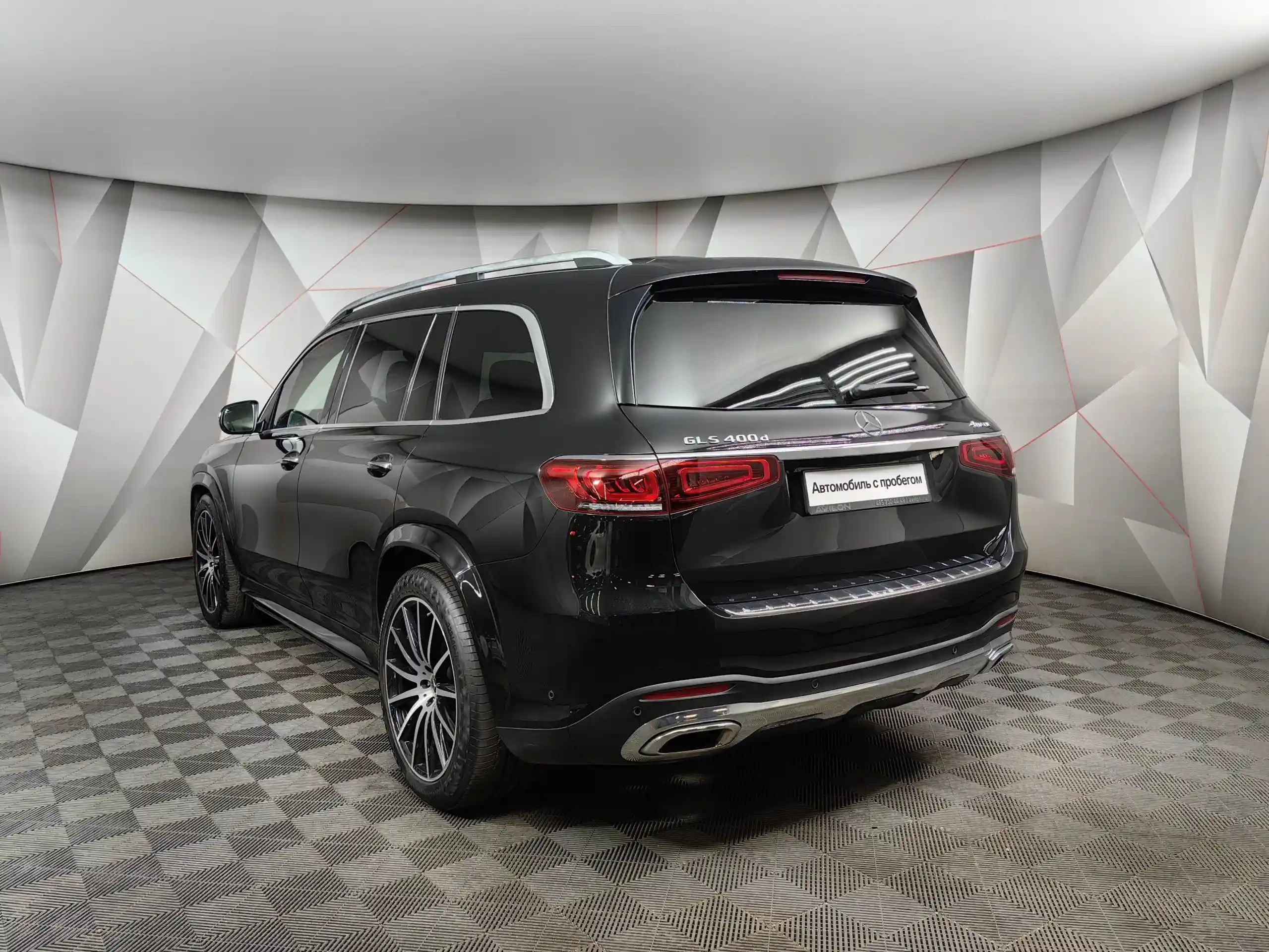 Фото автомобиля MERCEDES-BENZ GLS400, 2020 — госномер Н104АМ550. Цвет: ЧЕРНЫЙ
