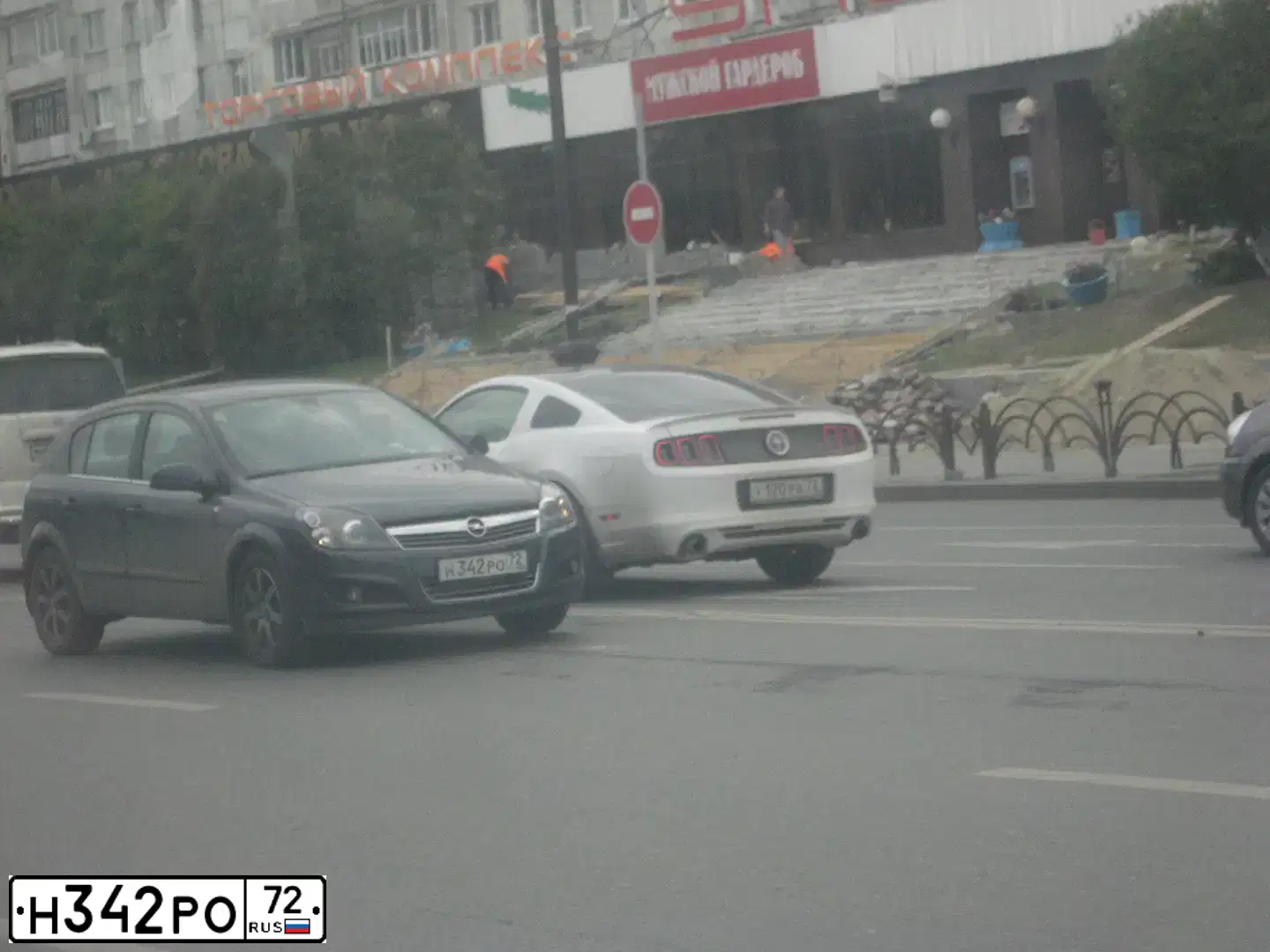 Фото автомобиля OPEL ASTRA, 2010 — госномер Н007ОЕ72. Цвет: СИНИЙ