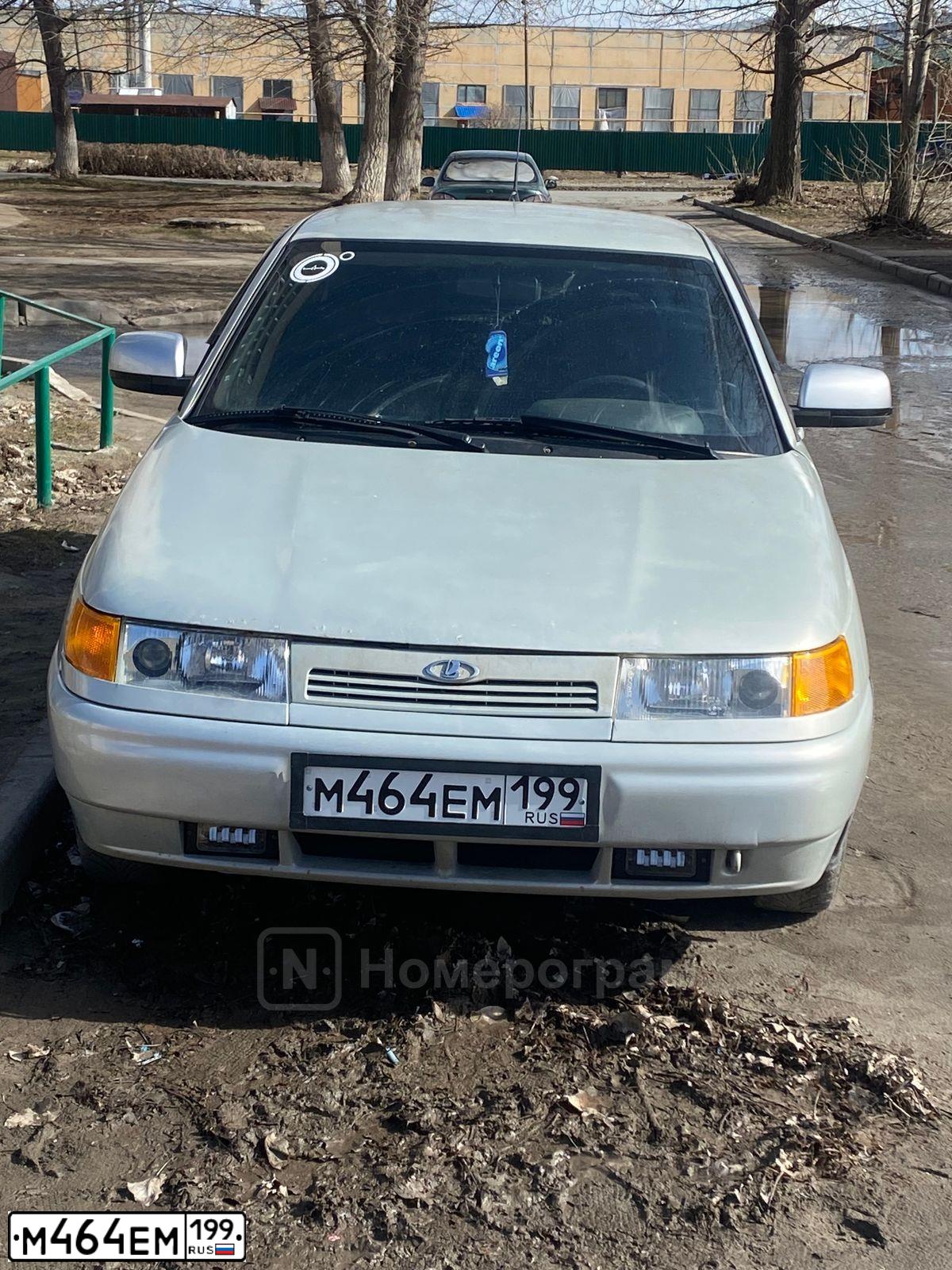 Фото автомобиля LADA 2112, 2004 — госномер М464ЕМ199. Цвет: СТАЛЬНОЙ