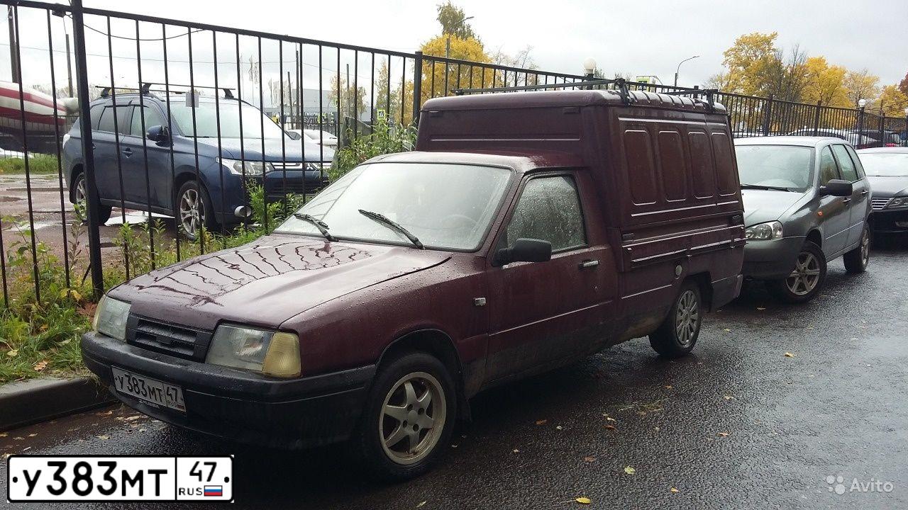 Фото автомобиля IZH 2717, 2002 — госномер У383МТ47. Цвет: Белый